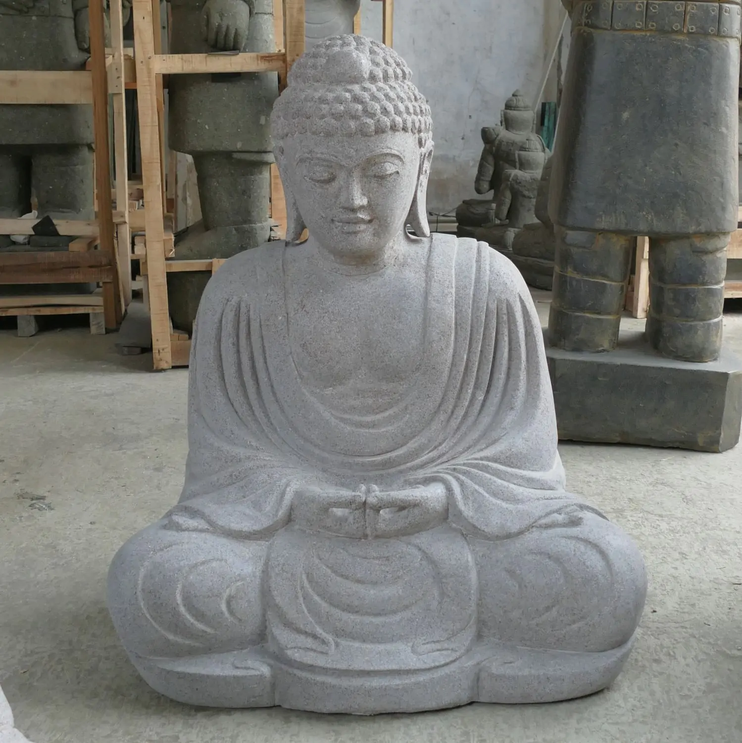  Product image 2 of the product “Seated Japanese Buddha made of Riverstone in Dhyana position - gesture of meditation, H. 81cm ”